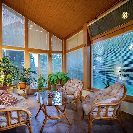 Guest house Snow